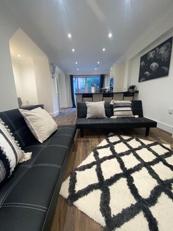 Central London, Jaccuzzi,Newbuild, 2 Bedrooms Two Baths Luaran gambar